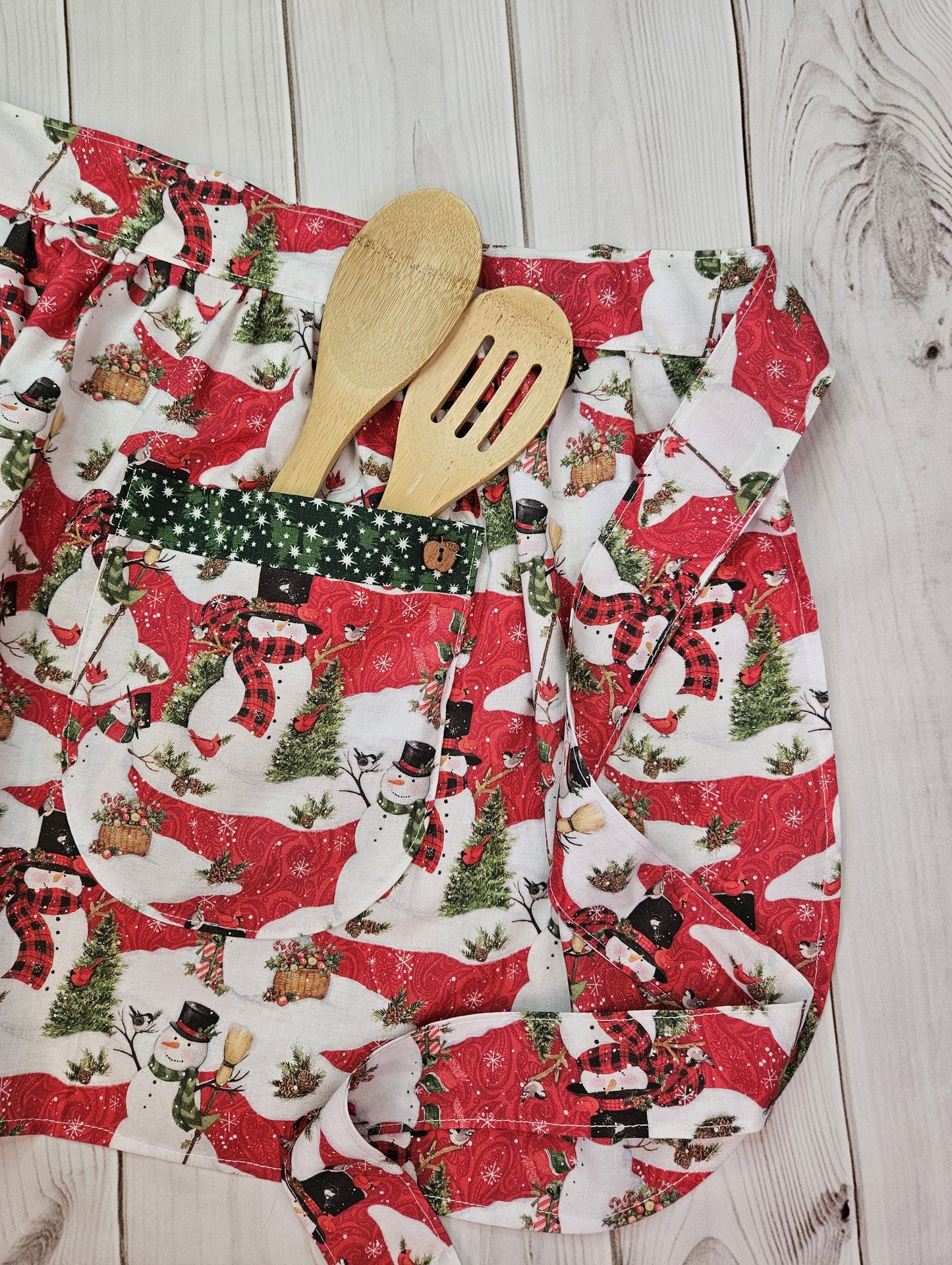 Snowman Half Apron with Green Trimmed Pockets