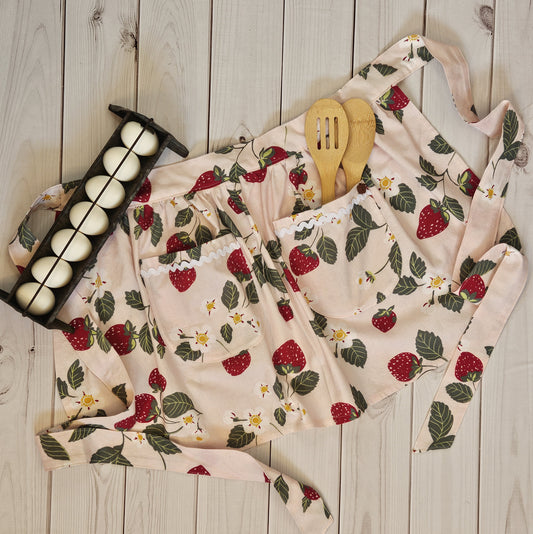Strawberry Print Half Apron with Rick-Rack Trimmed Pockets
