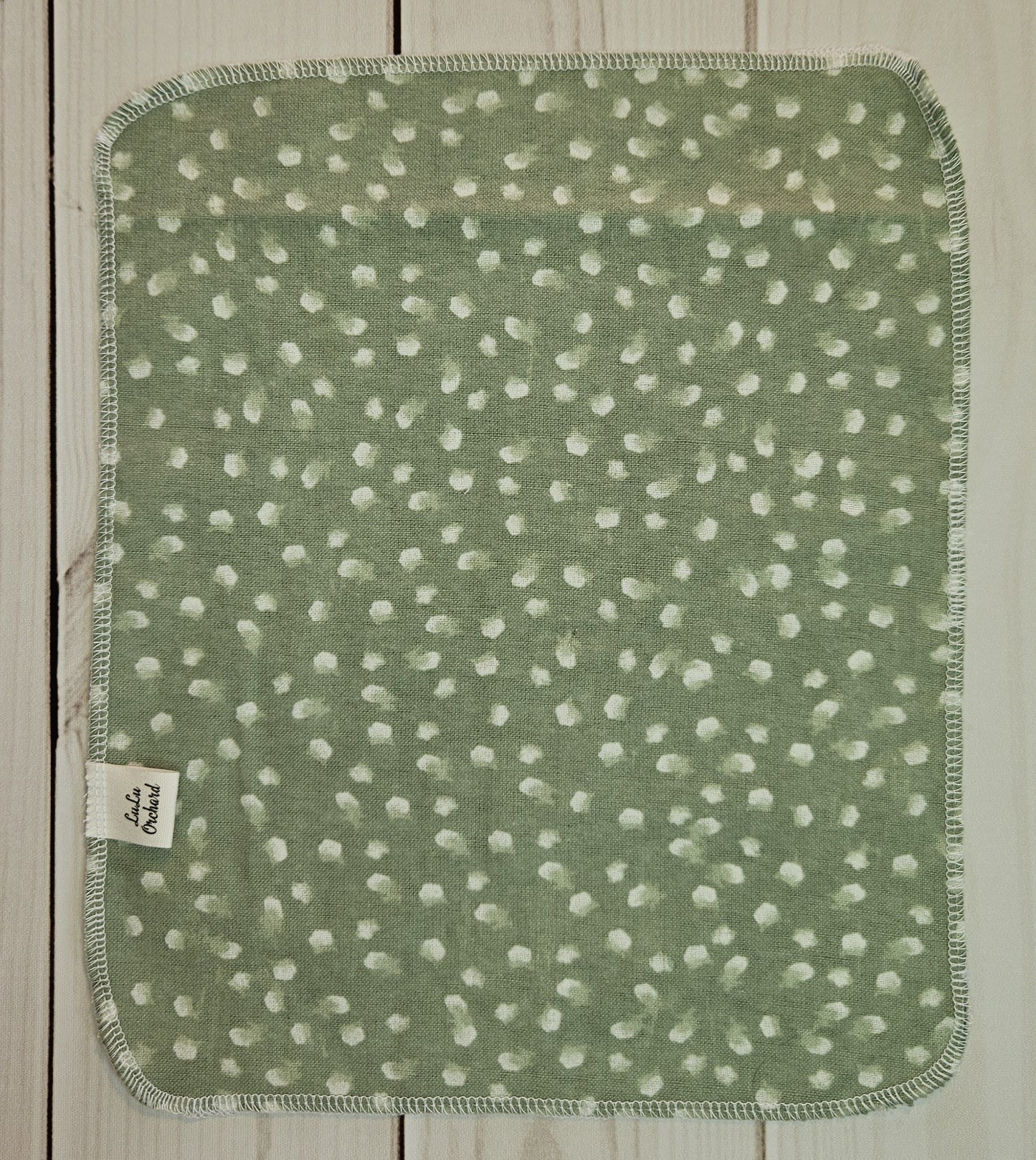 Sage Green w/ Polka Dots Print Paperless Paper Towels