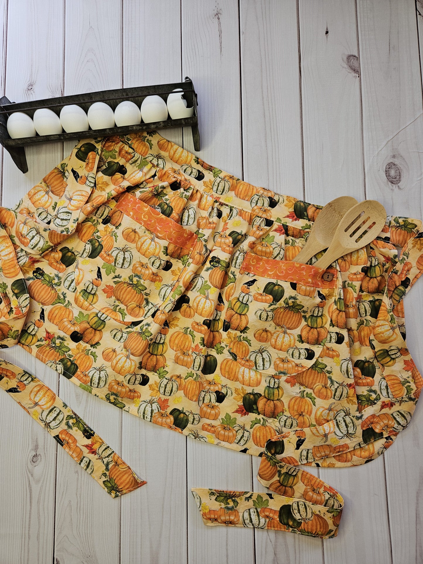 Pumpkins and Crows Retro Half Apron