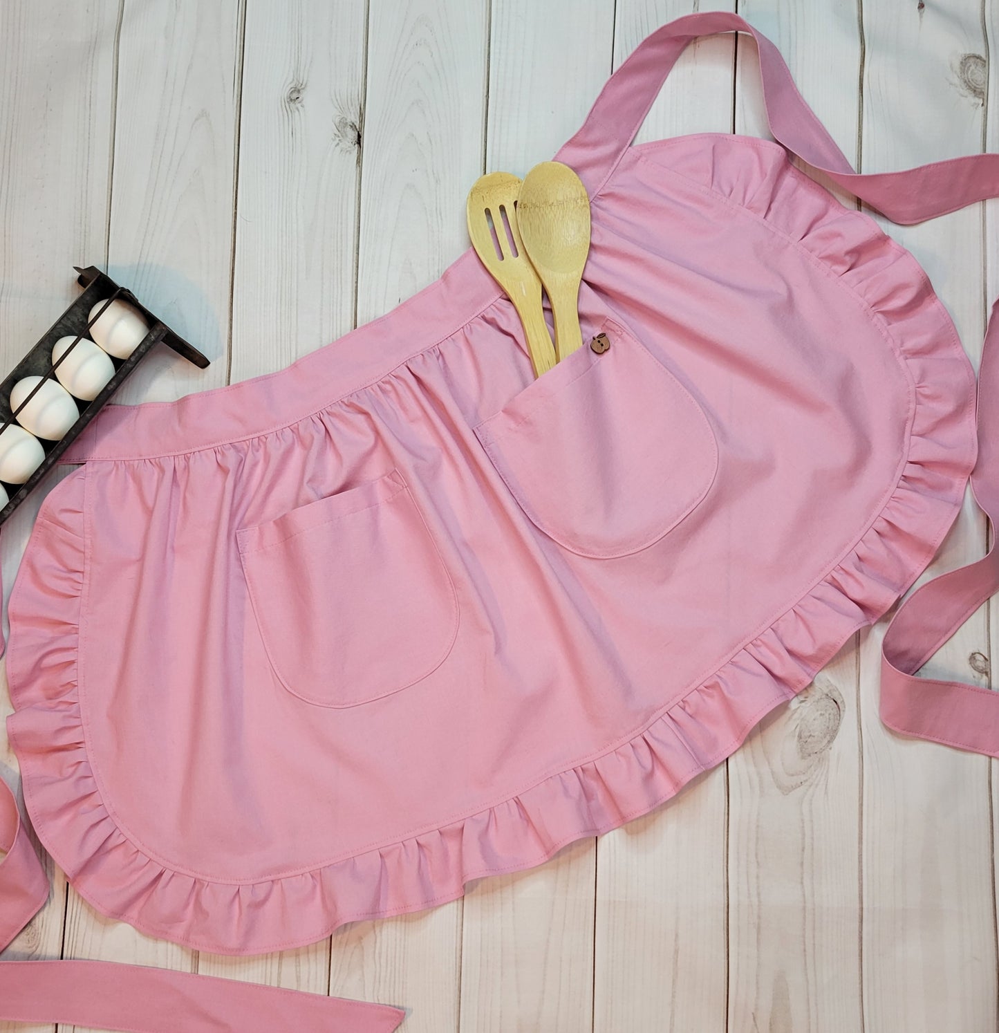 Dusty Rose Pink Retro Half Apron with Ruffles and Pockets