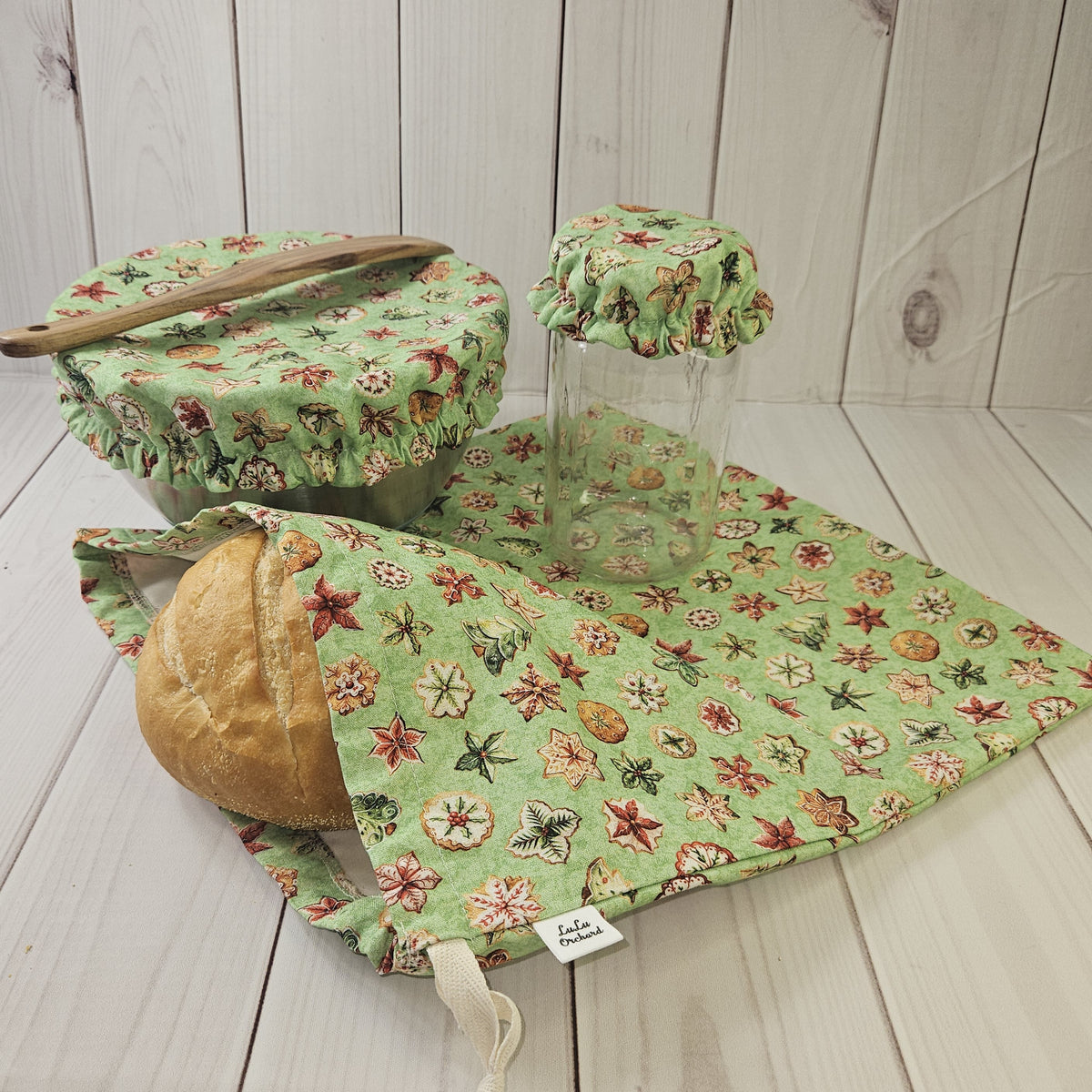 A Cozy Christmas Kitchen Collection