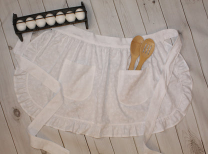 White Flowered Retro Half Apron with Ruffles and Pockets