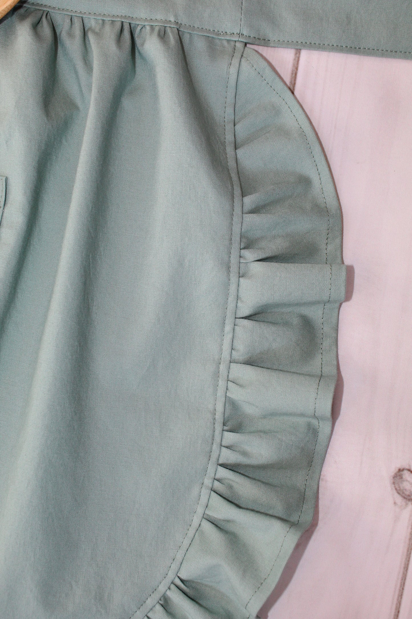 Sage Green Retro Half Apron with Ruffles and Pockets